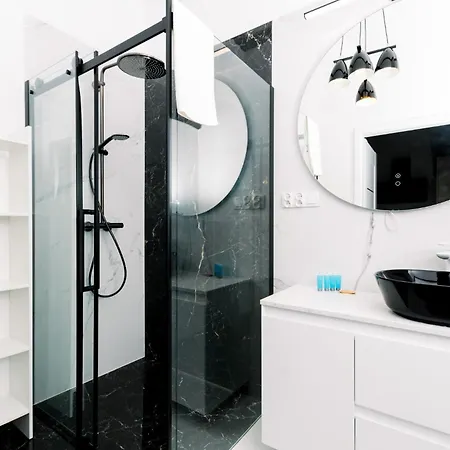 Odra River Modern Apartment